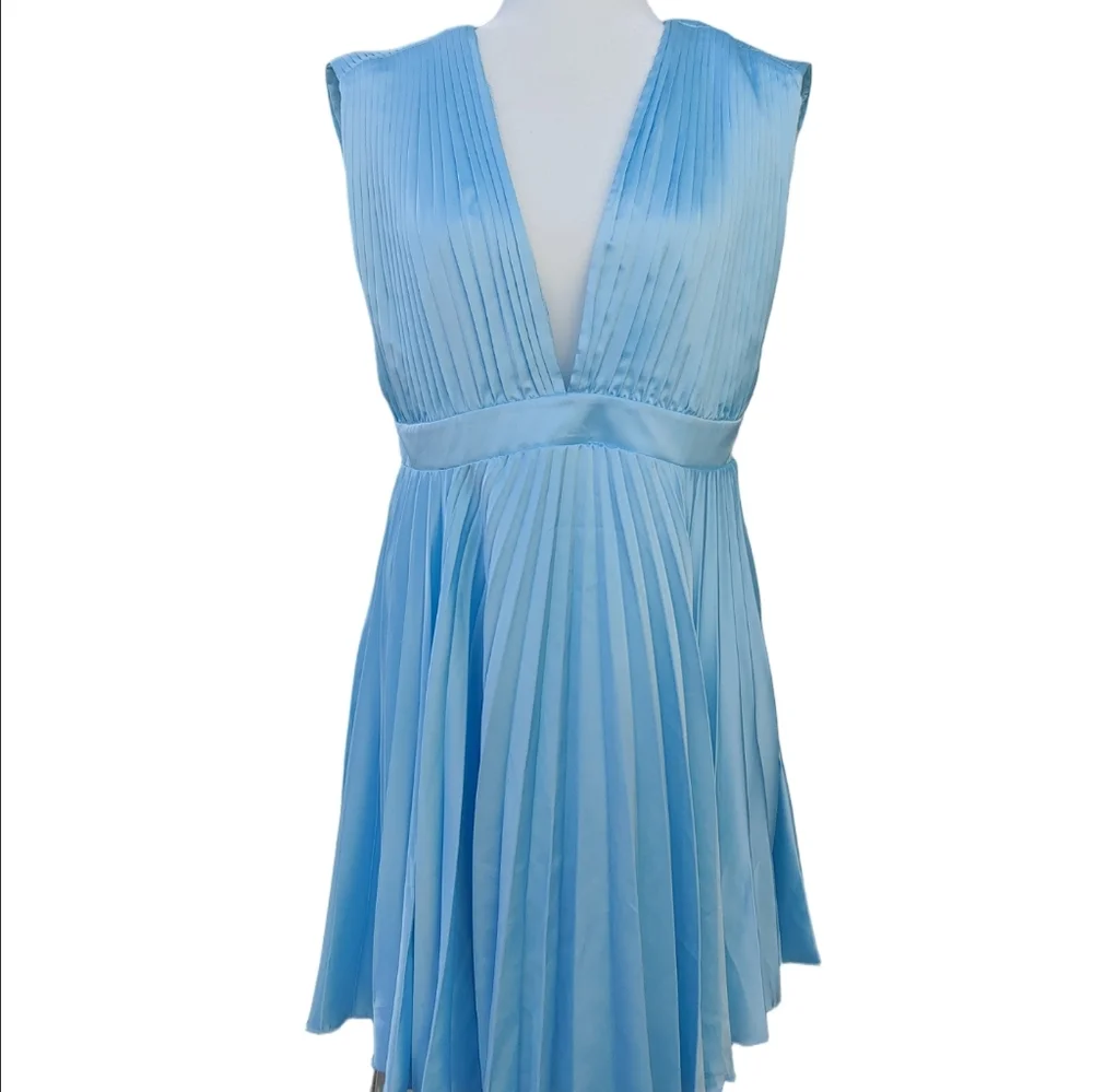 Abercrombie & Fitch Plunge Satin Pleated Formal Dress Sky Blue Women's Large NWT - Picture 15 of 17